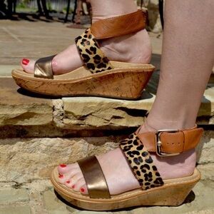 NWOB Women’s Vionic Orthaheel Casual Leopard Print Cork Wedge Sandals, Size 9